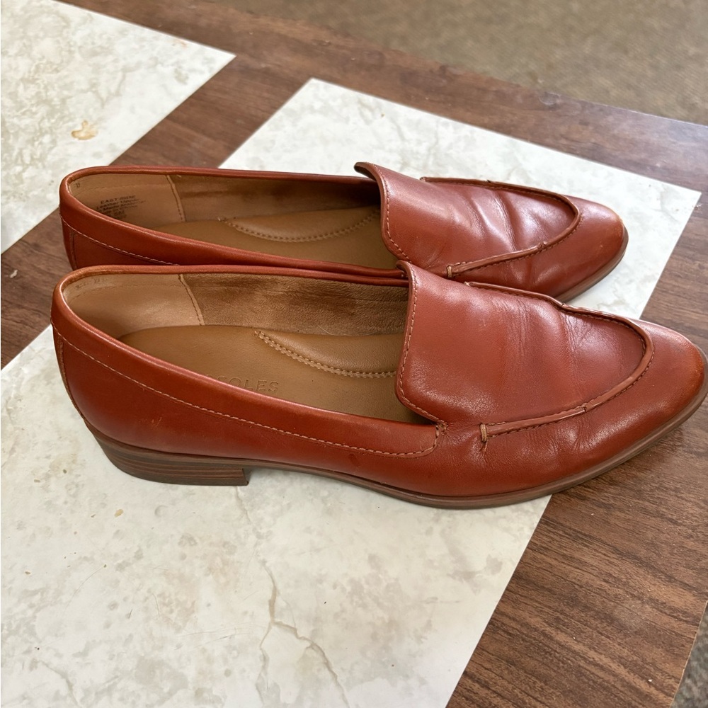 Woman's Aerosoles Dark Tan Eastside Leather Loafers Size 6.5 Casual Business